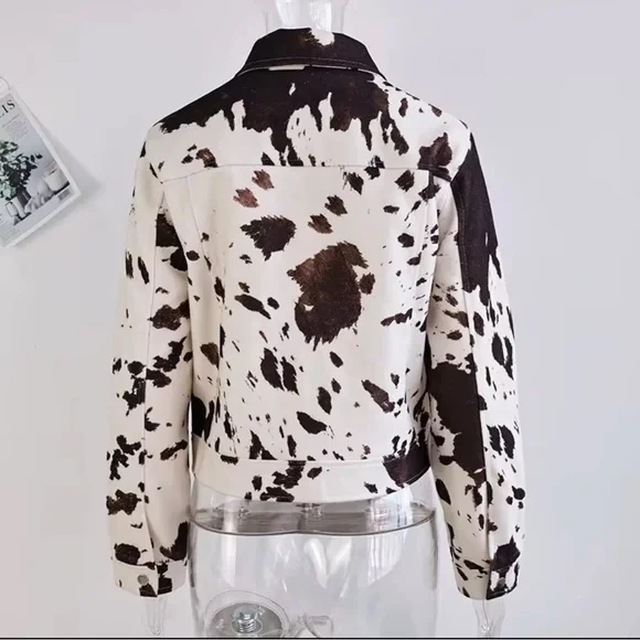Western Cowhide Look Short Jacket - Picture 4 of 8